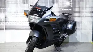 Honda ST 1100 (1990 - 97)  (7)