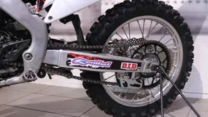 Honda CRF 450R (2010 - 11)  (5)