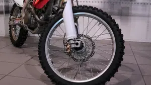 Honda CRF 450R (2010 - 11)  (8)