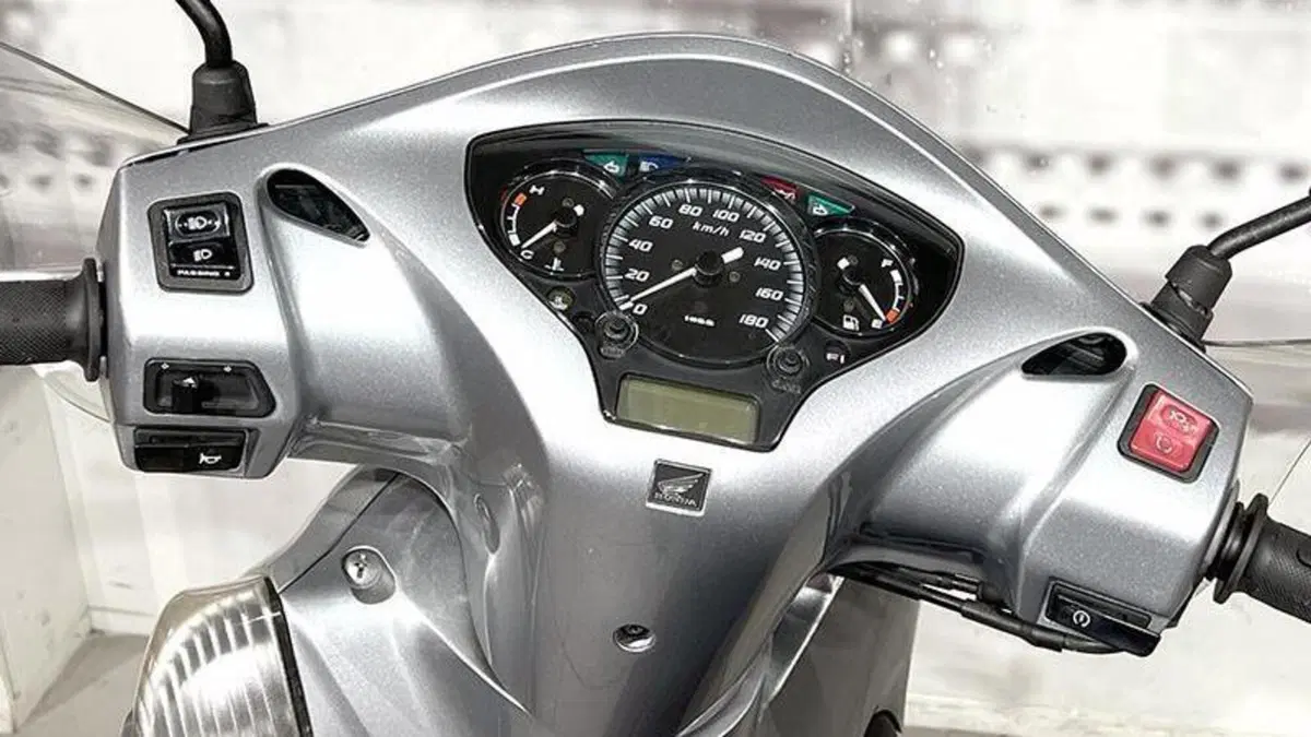 Honda SH 300 i (2006 - 10)  (6)