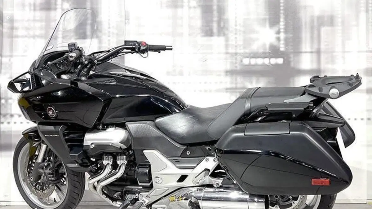 Honda CTX 1300 ABS (2014 - 16)  (2)
