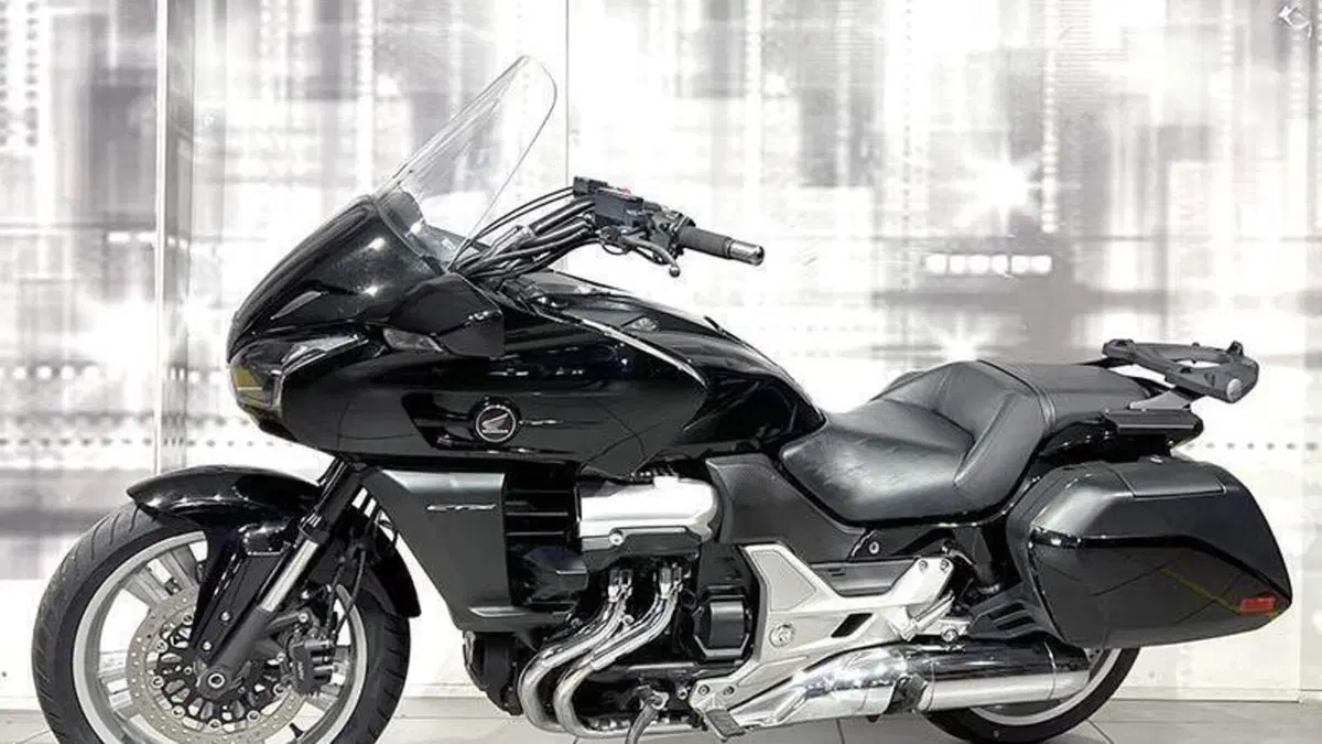 Honda CTX 1300 ABS (2014 - 16)  (6)