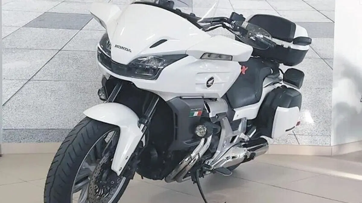 Honda CTX 1300 ABS (2014 - 16)  (6)