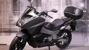 Honda Integra 750 DCT ABS (2014 - 15)  (7)