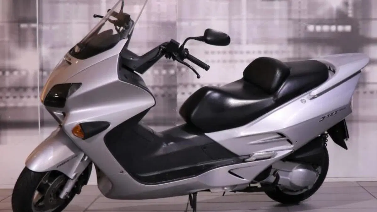 Honda Jazz 250 (2001 - 06)  (7)