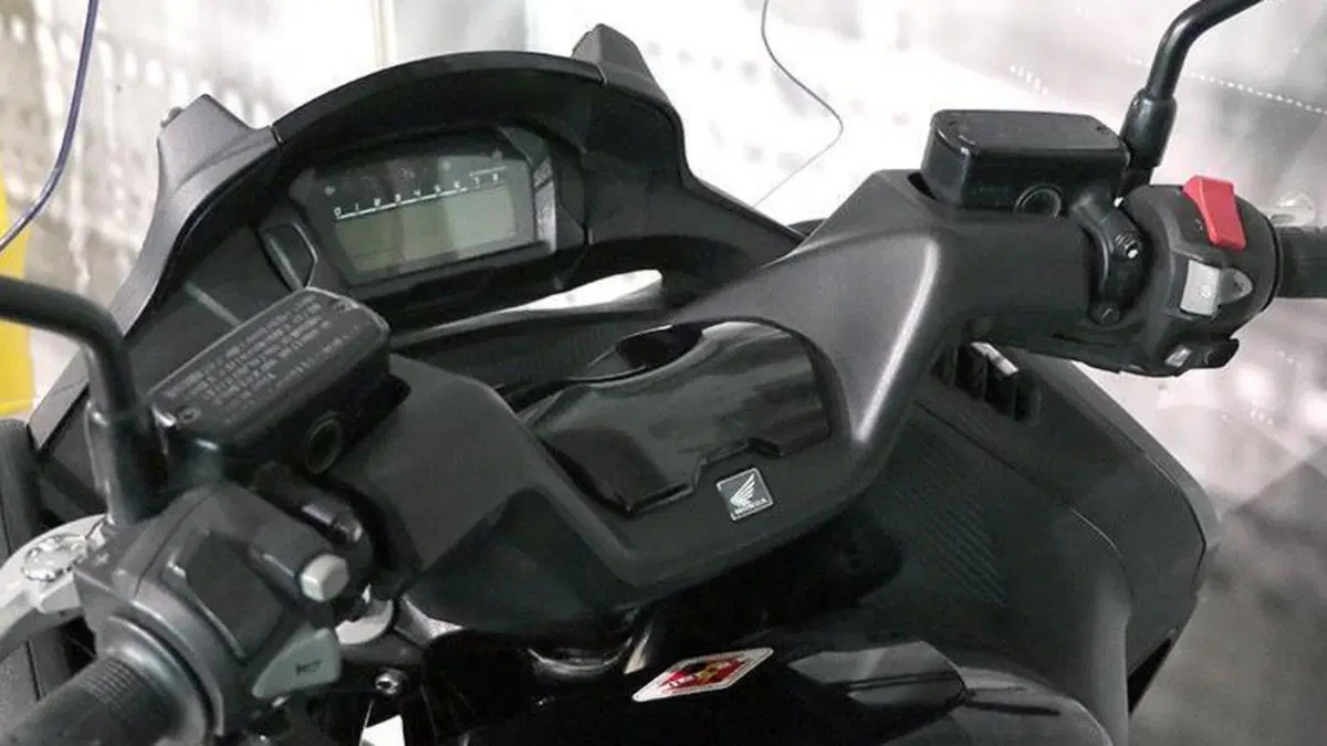 Honda Integra 750 DCT ABS (2014 - 15)  (6)