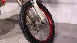 Honda CRF 450R (2010 - 11)  (5)