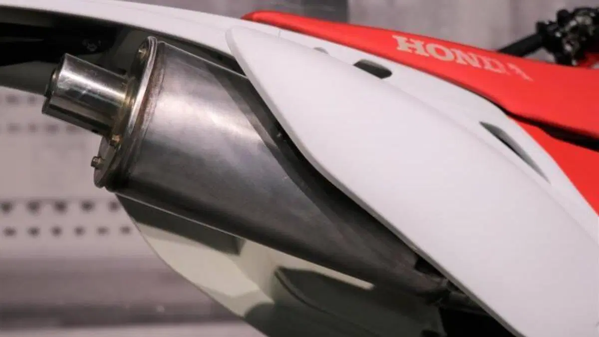 Honda CRF 450R (2010 - 11)  (9)