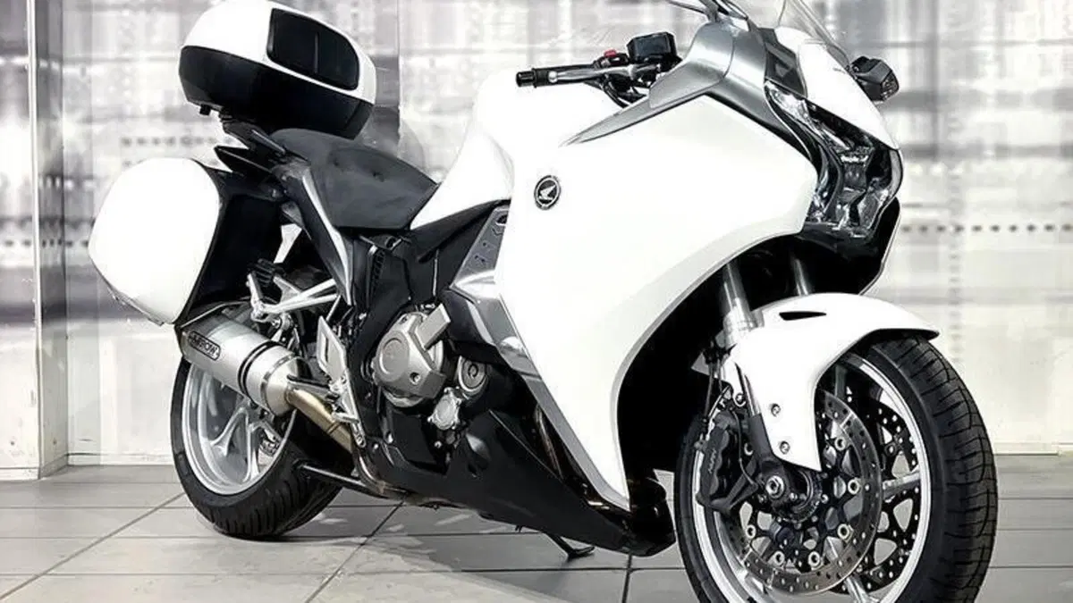 Honda VFR 1200 F ABS (2009 - 16) 