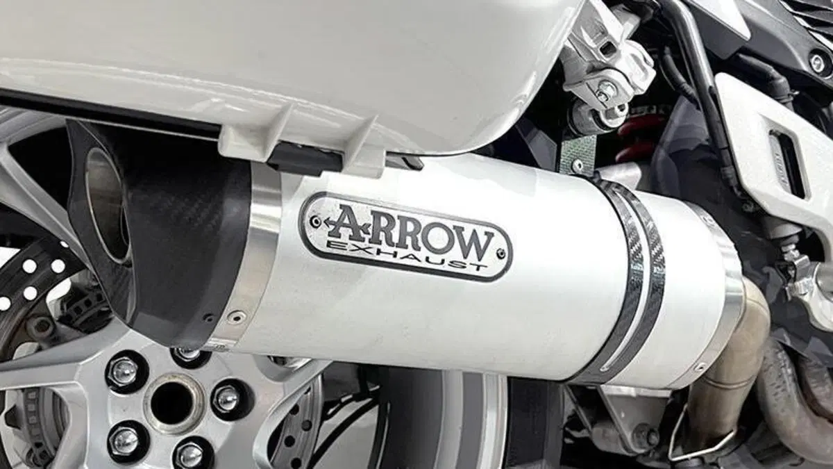 Honda VFR 1200 F ABS (2009 - 16)  (3)