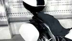 Honda VFR 1200 F ABS (2009 - 16)  (4)