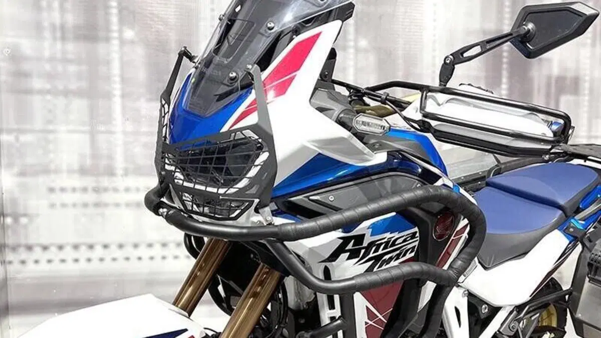 Honda Africa Twin CRF 1100L (2022 - 23)  (5)