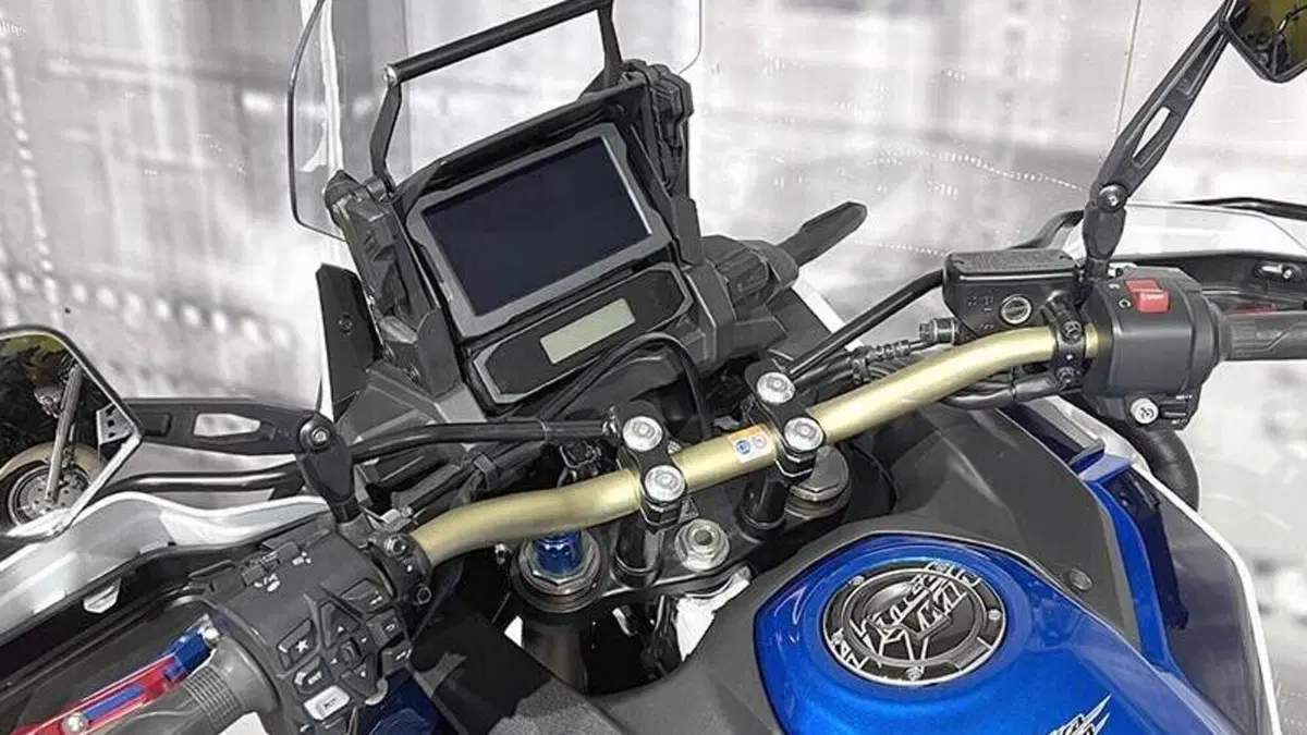 Honda Africa Twin CRF 1100L (2022 - 23)  (6)