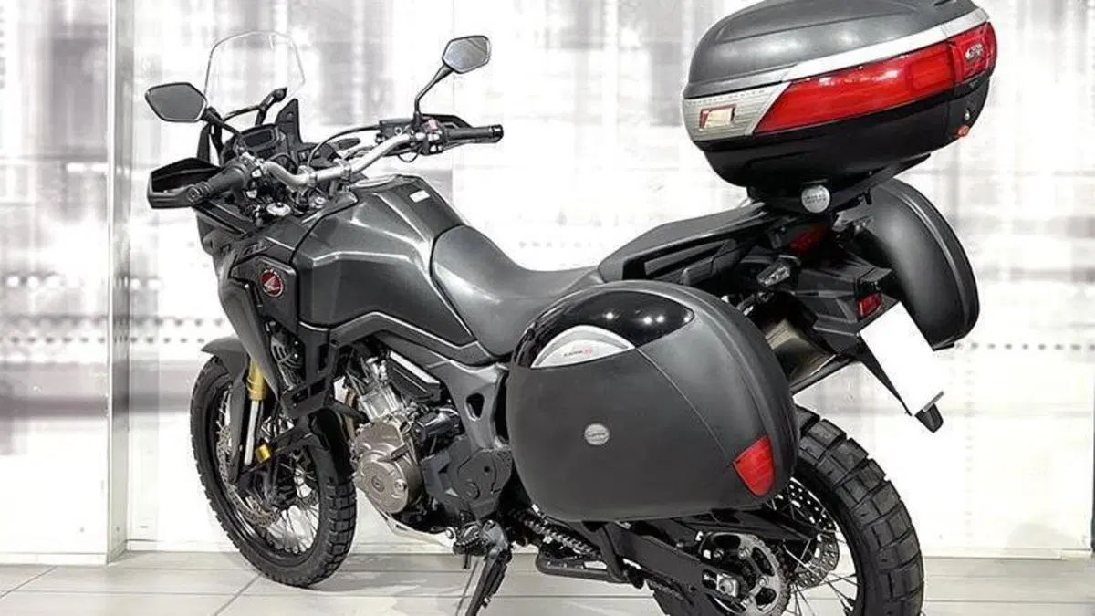 Honda Africa Twin CRF 1000L (2016 - 17)  (2)