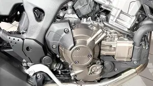 Honda Africa Twin CRF 1000L (2016 - 17)  (4)