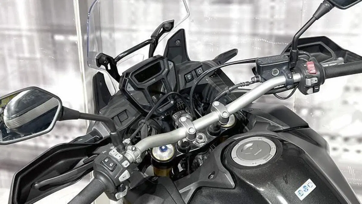 Honda Africa Twin CRF 1000L (2016 - 17)  (5)