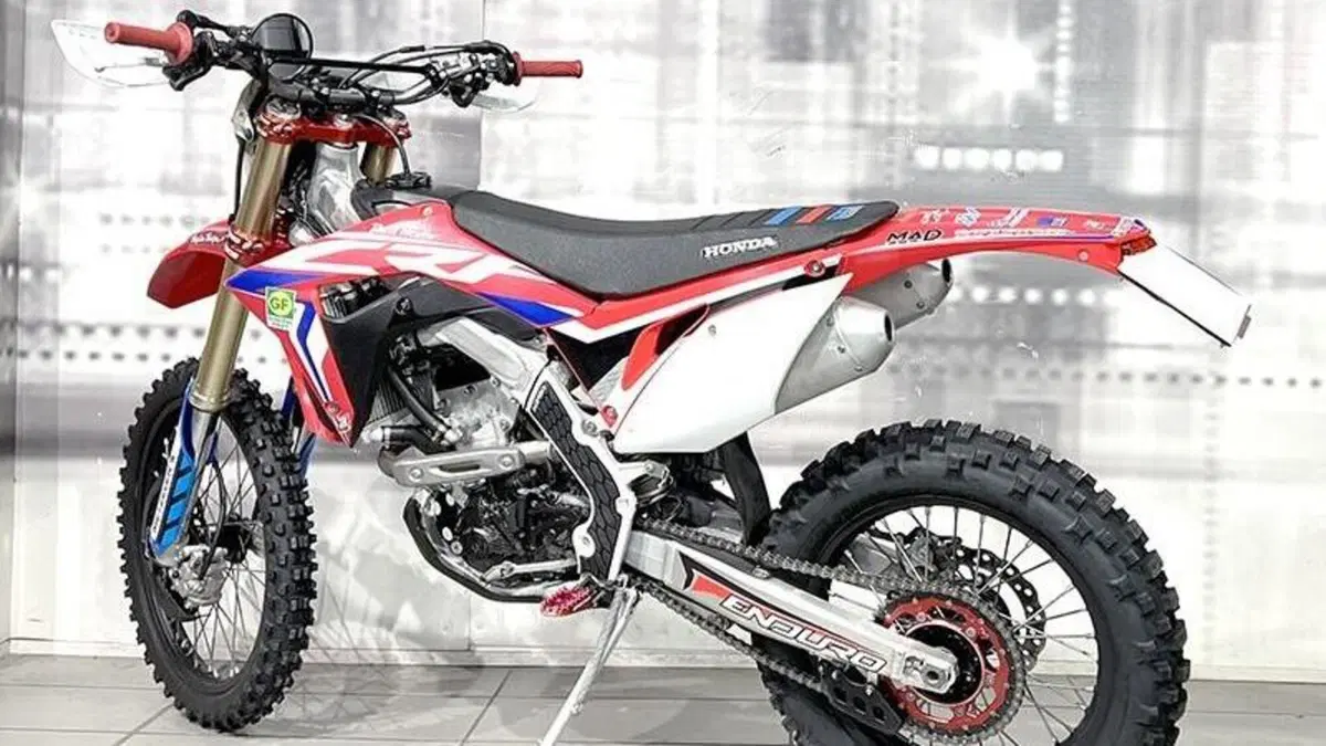 Honda CRF 250R (2018)  (2)