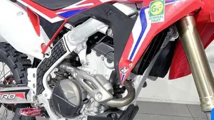 Honda CRF 250R (2018)  (3)