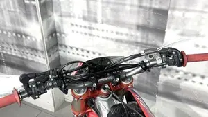 Honda CRF 250R (2018)  (6)