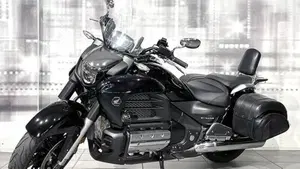 Honda GL 1800 F6C ABS (2014 - 16)  (6)
