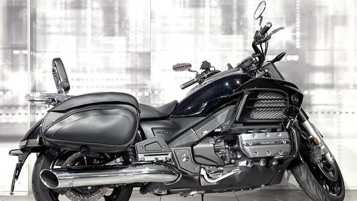 Honda GL 1800 F6C ABS (2014 - 16)  (7)