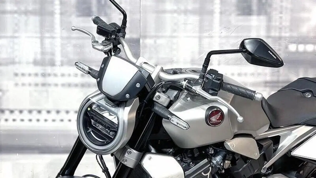 Honda CB 1000 R (2021 - 25)  (5)