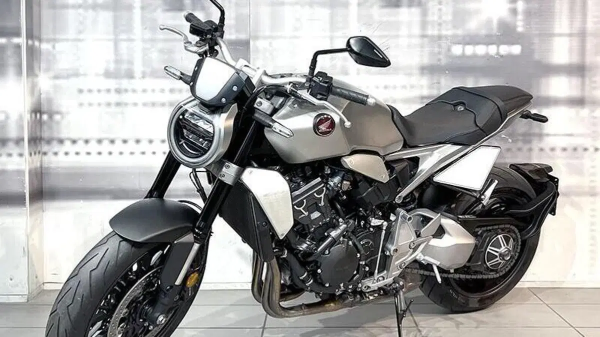 Honda CB 1000 R (2021 - 25)  (7)