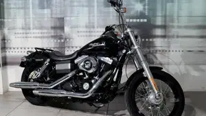 Harley-Davidson 1584 Street Bob (2007) - FXDB 