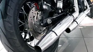 Harley-Davidson 1584 Street Bob (2007) - FXDB  (3)