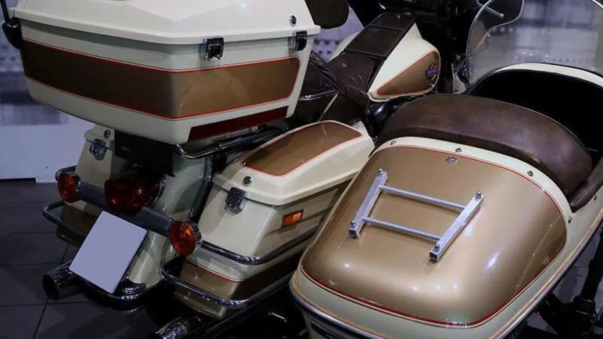 Harley-Davidson 1340 Electra Glide Classic (1989 - 93) - FLHTC  (5)
