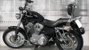 Harley-Davidson 883 (2006 - 07) - XL  (2)