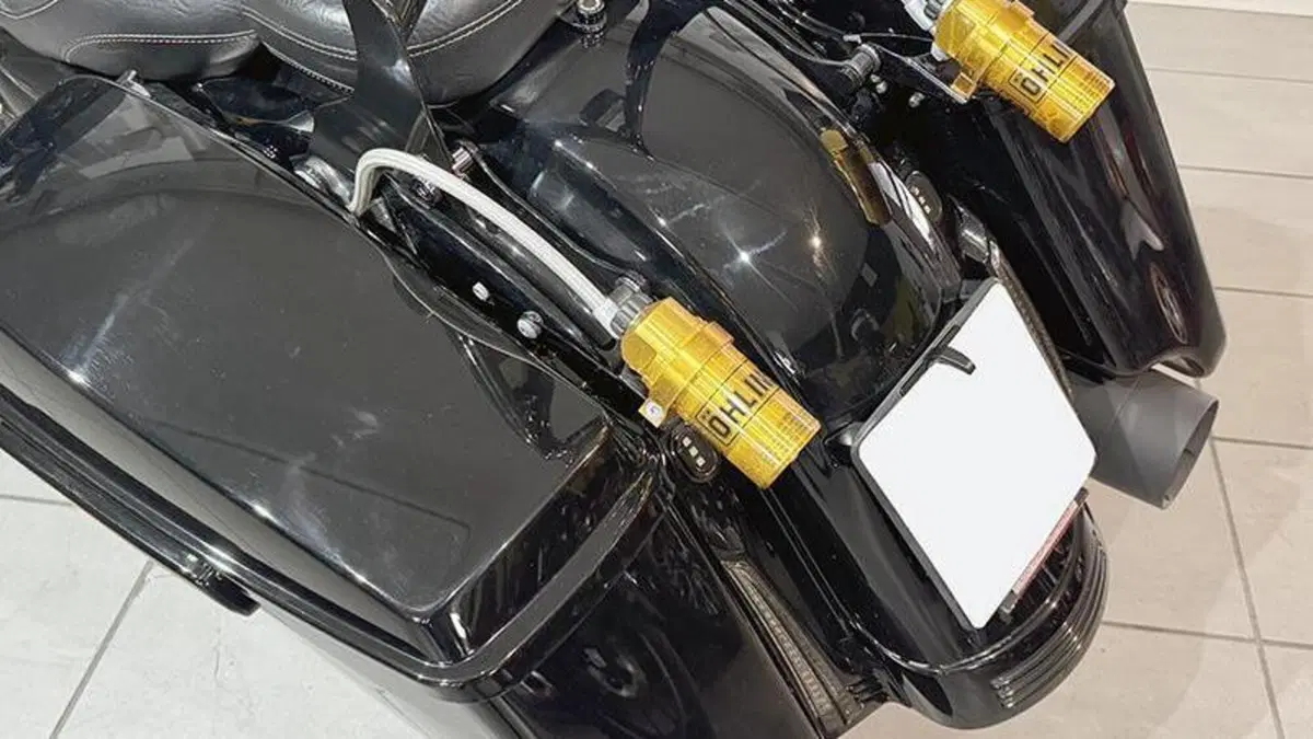 Harley-Davidson 114 Street Glide Special (2019 - 20) - FLHXS  (4)