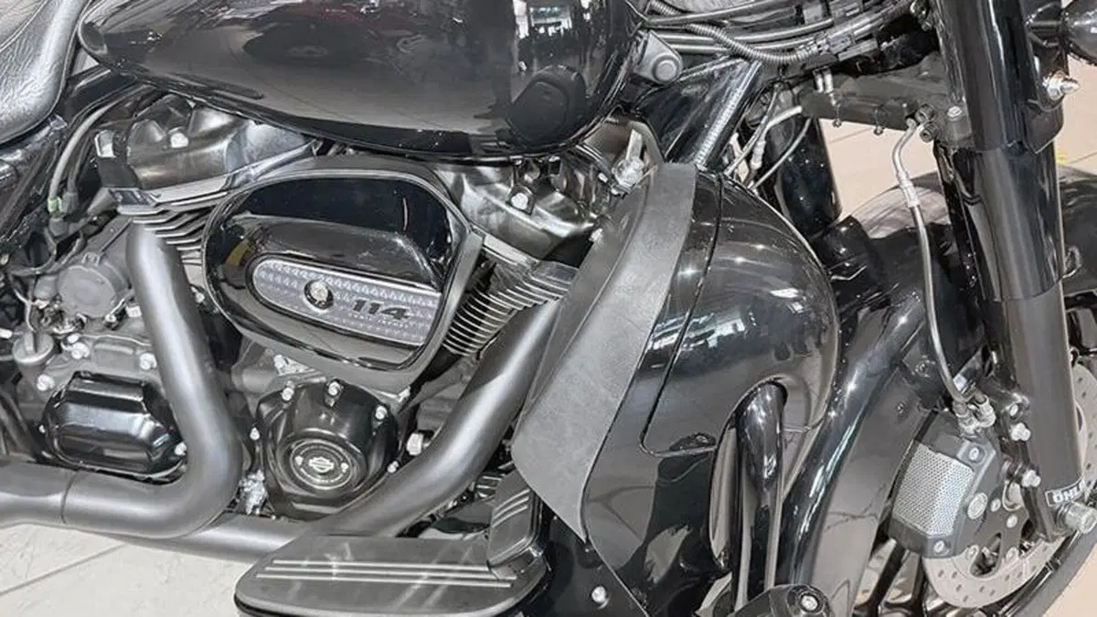 Harley-Davidson 114 Street Glide Special (2019 - 20) - FLHXS  (6)