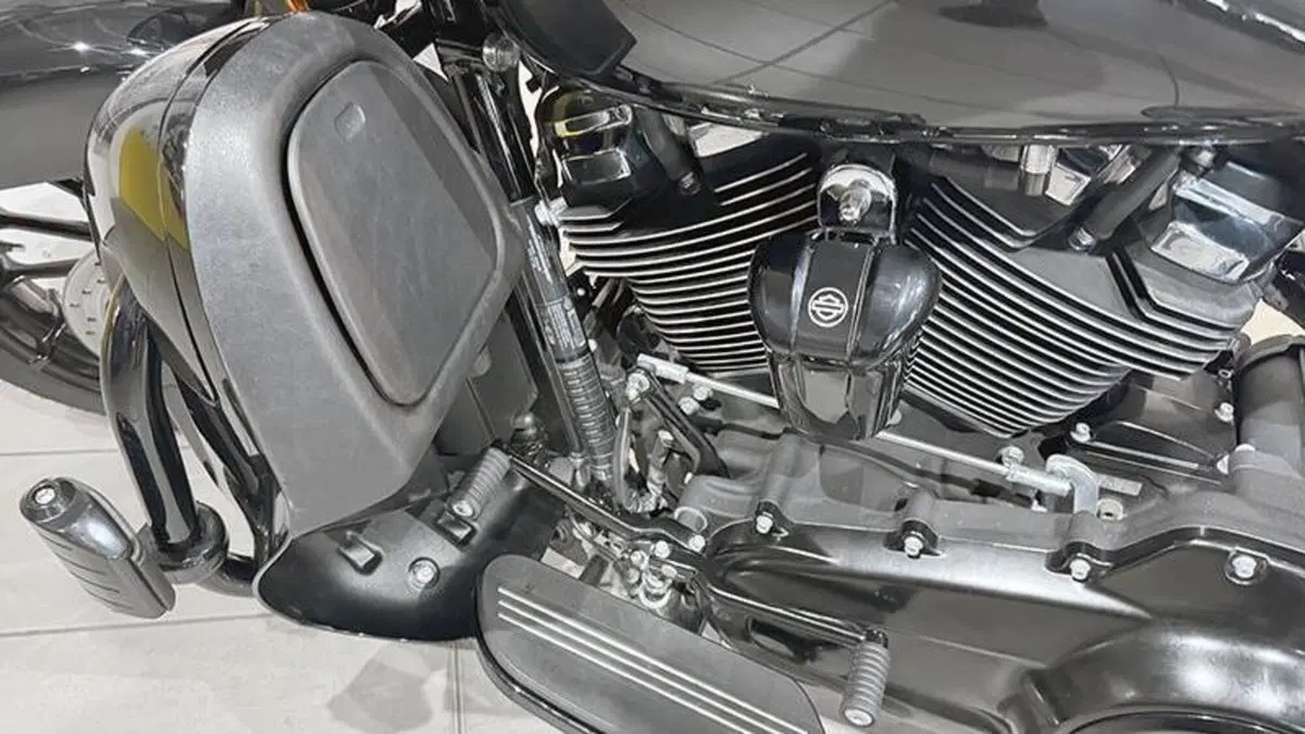 Harley-Davidson 114 Street Glide Special (2019 - 20) - FLHXS  (9)