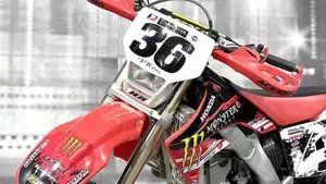HM CRF 250 X Motard (2004)   (8)