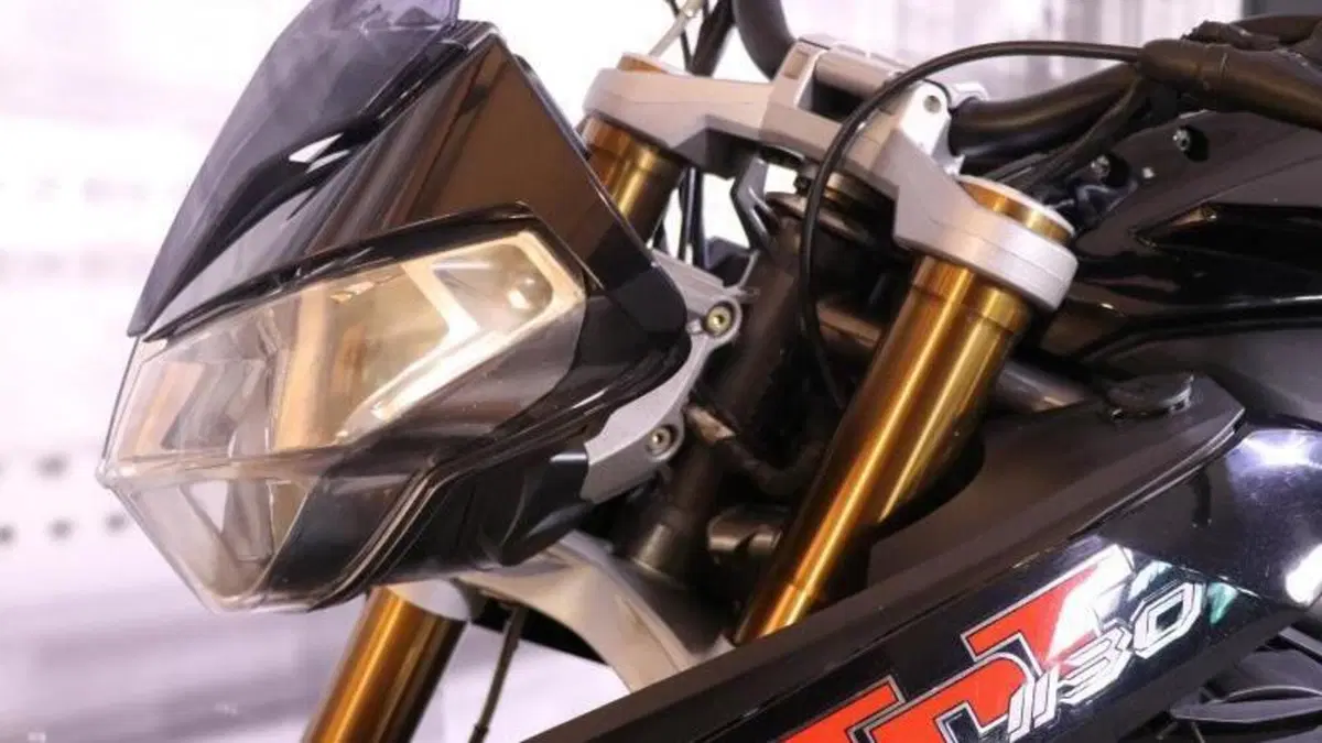 Benelli TNT 1130 (2004 - 08)  (3)