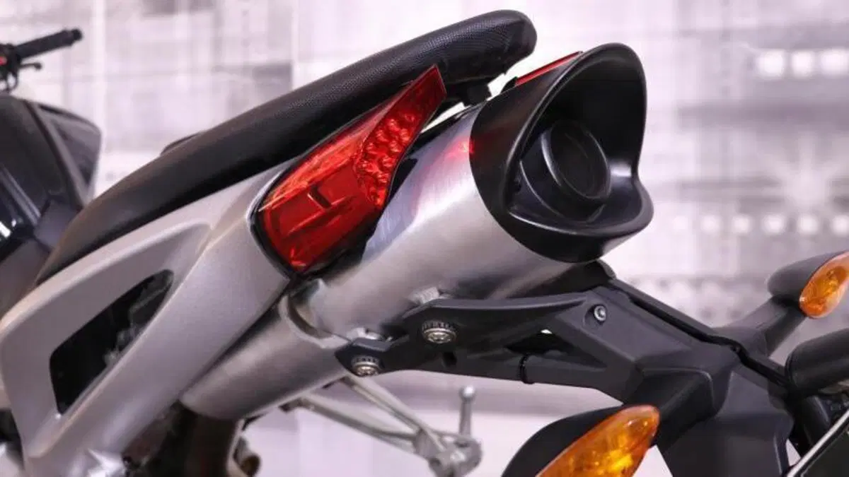 Benelli TNT 1130 (2004 - 08)  (9)