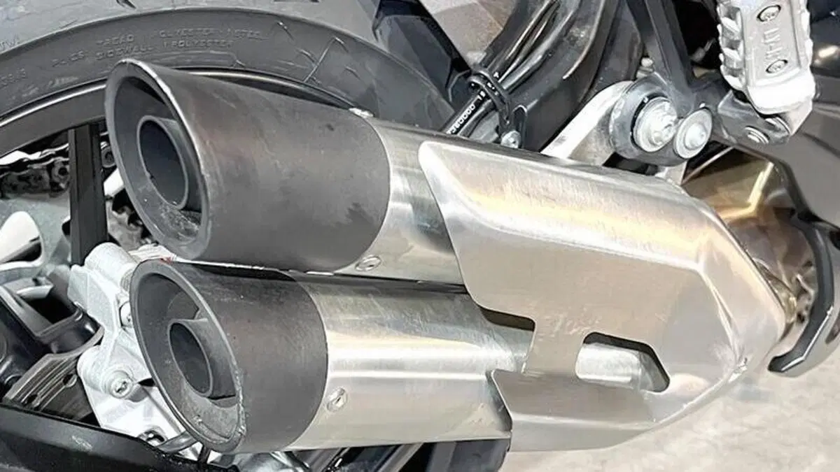 Benelli 502 C (2019 - 20)  (3)