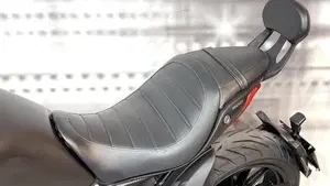 Benelli 502 C (2019 - 20)  (4)