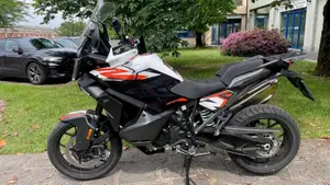 KTM 1390 Super Adventure S EVO (2026) 