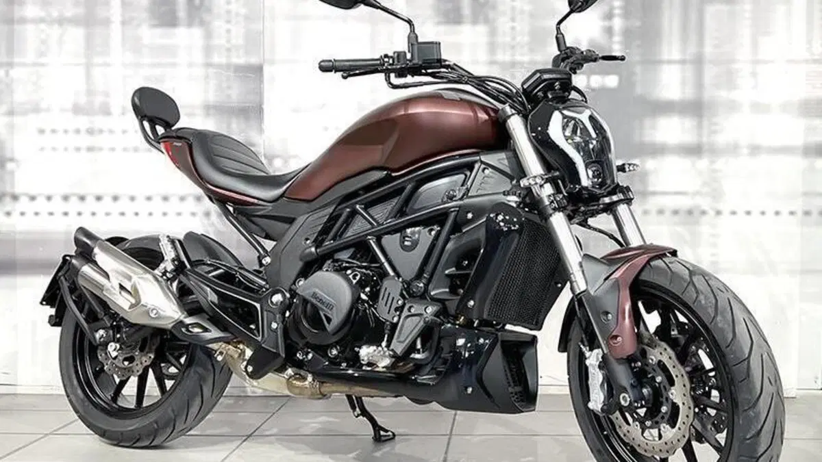 Benelli 502 C (2021 - 25) 