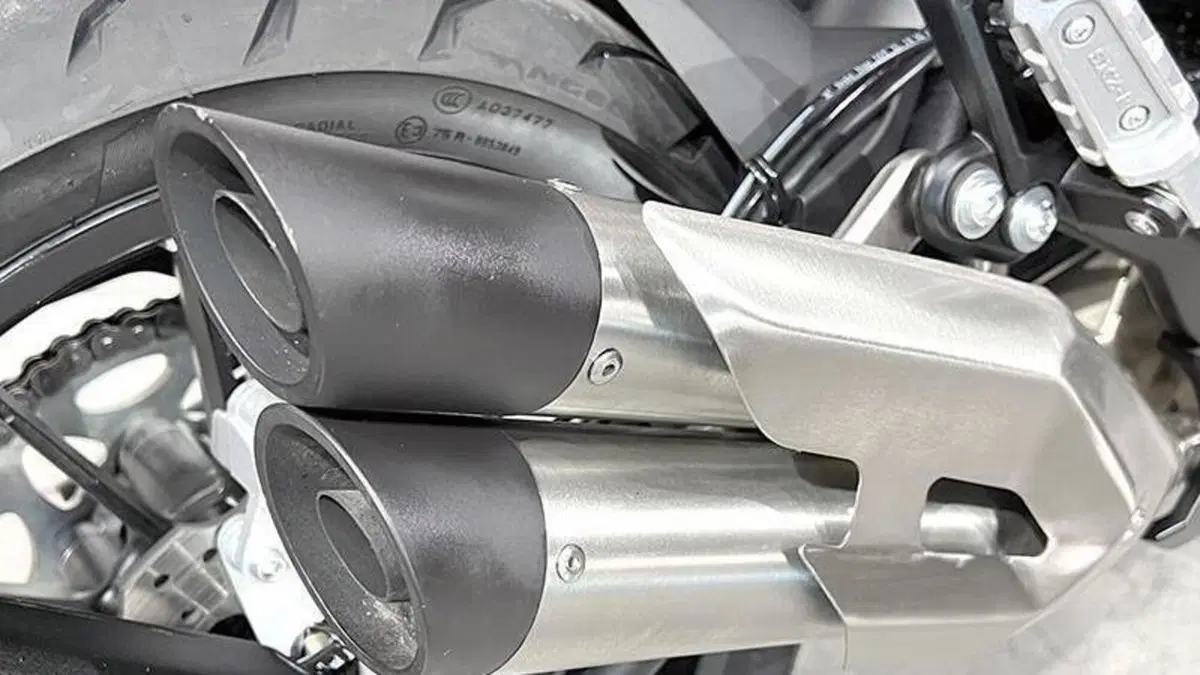 Benelli 502 C (2021 - 25)  (3)