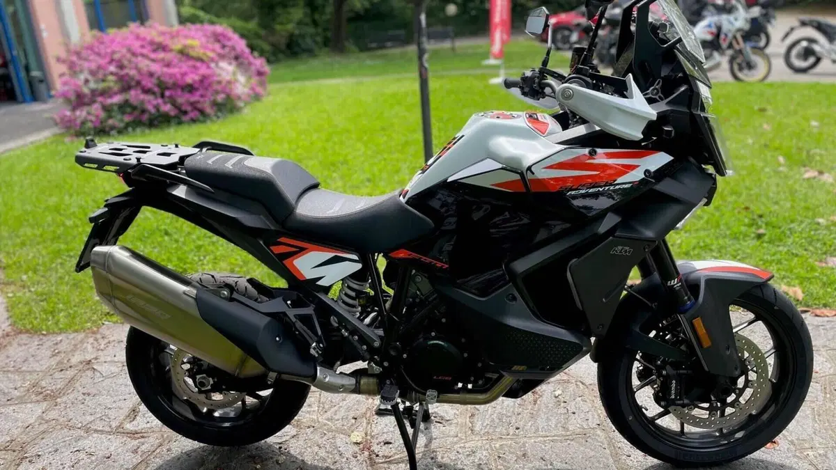 KTM 1390 Super Adventure S EVO (2026)  (5)