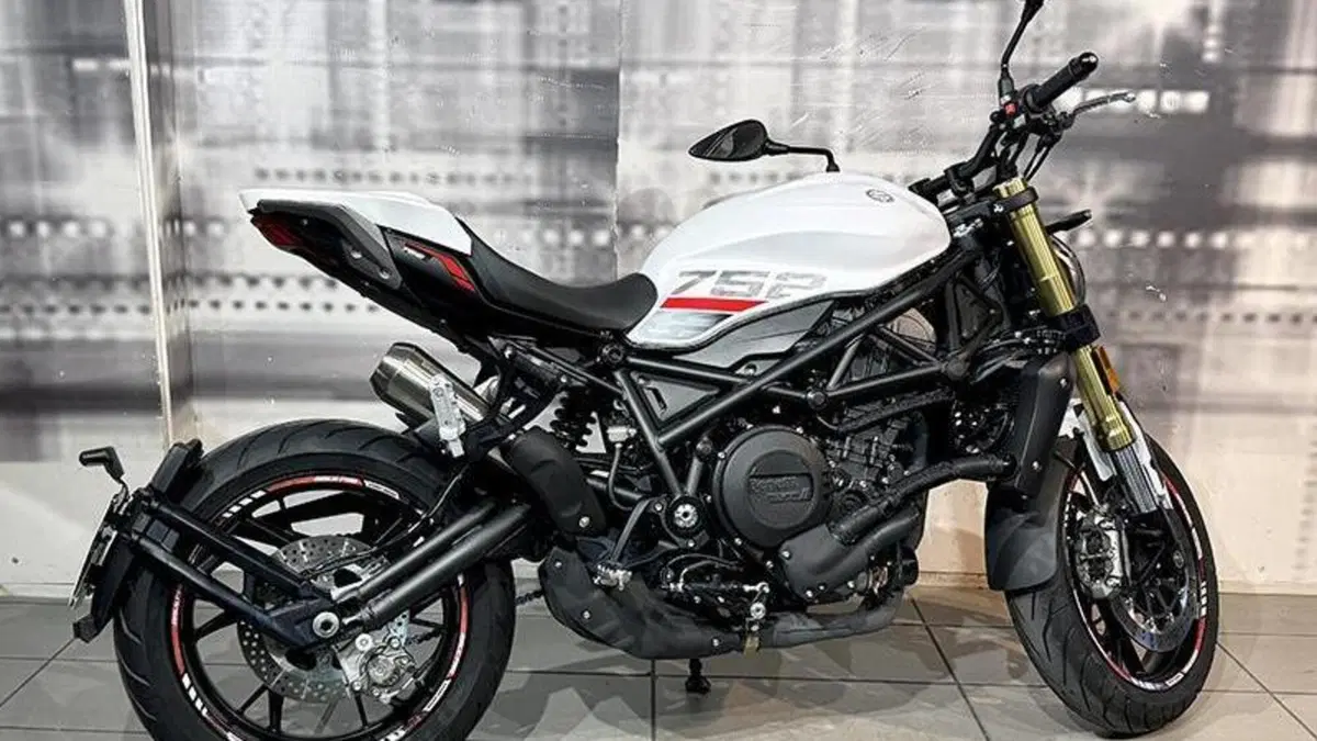 Benelli 752 S (2022 - 25)  (8)