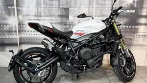 Benelli 752 S (2022 - 25)  (8)