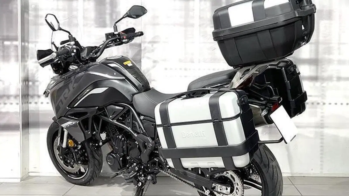 Benelli TRK 702 (2023 - 25)  (2)