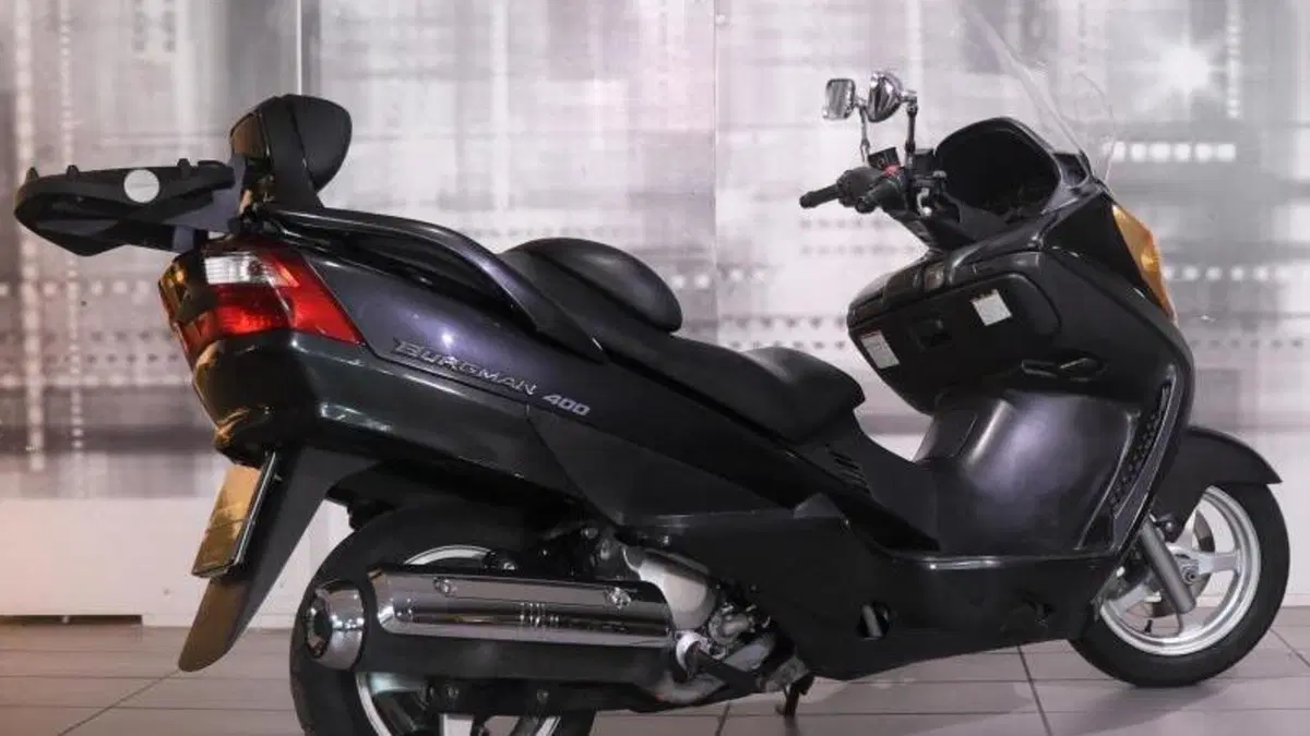 Suzuki Burgman AN 400 i.e. (2004 - 05)  (8)