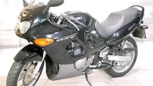 Suzuki GSX 600 F (1998- 05)  (4)