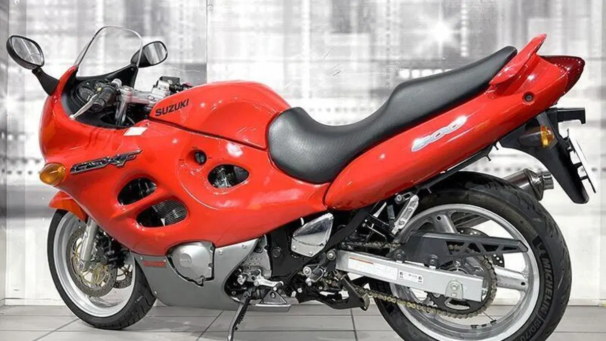 Suzuki GSX 600 F (1998 - 05)  (2)