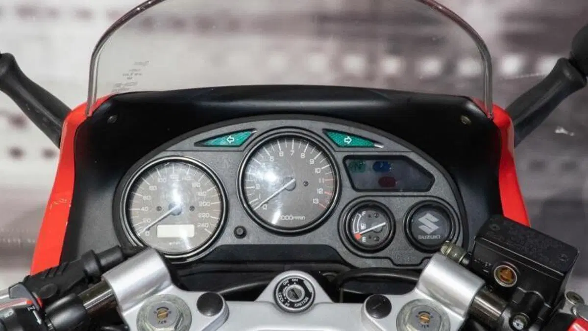 Suzuki GSX 600 F (1998- 05)  (6)